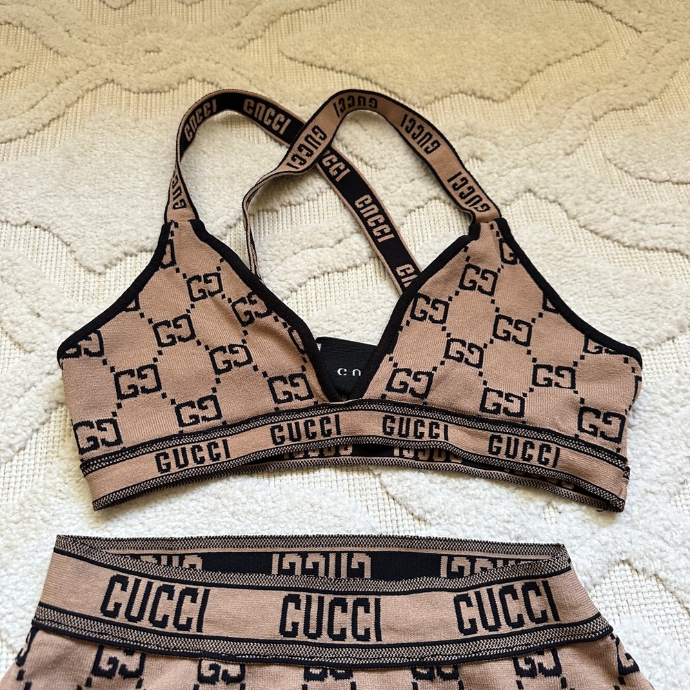 Bra set - Picture 3 of 5